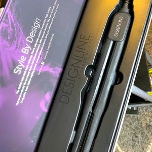 LIKE NEW| CROC by designline 1” straighter